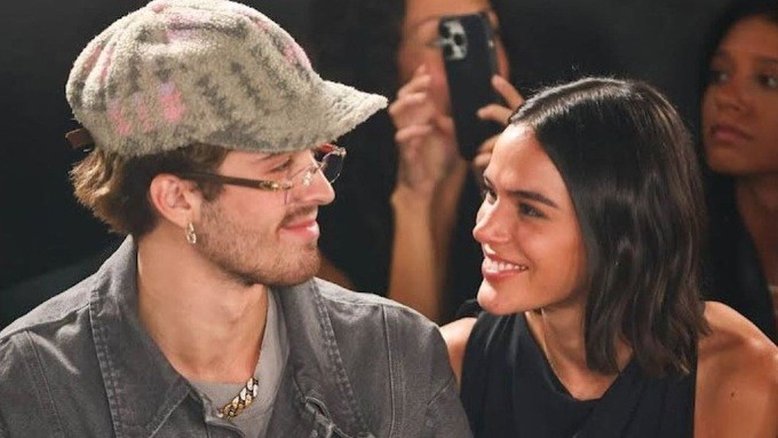 Bruna Marquezine e João Guilherme aparecem juntos em desfile; veja vídeo