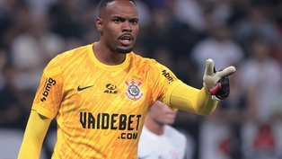 Carlos Miguel chega a SP e destaca desafio: 'Futebol nunca espera o dia de amanhã'