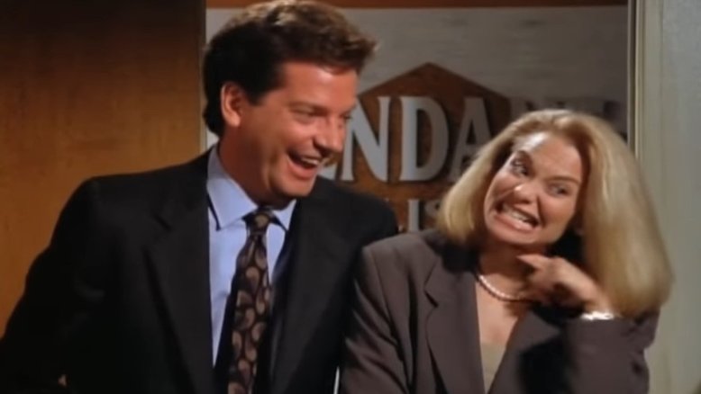 Hiram Kasten em ação na série 'Seinfeld'