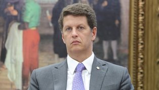 Moraes confirma Ricardo Salles como réu no STF em caso de contrabando de madeira