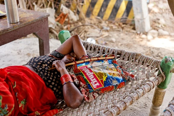 Onda de calor extremo na Índia mata 85 em 24 horas