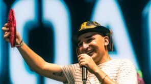 João Gomes recebe Prêmio da Música Brasileira