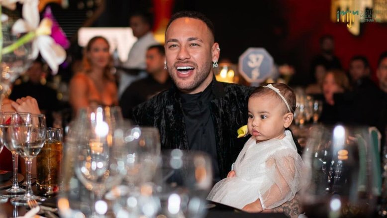 Neymar Jr. e Mavie