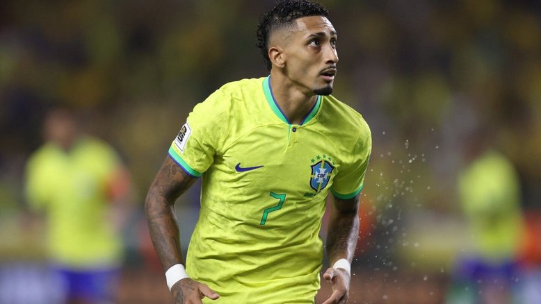 Ancelotti confirma Raphinha titular contra o Paraguai