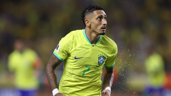 Ancelotti confirma Raphinha titular contra o Paraguai