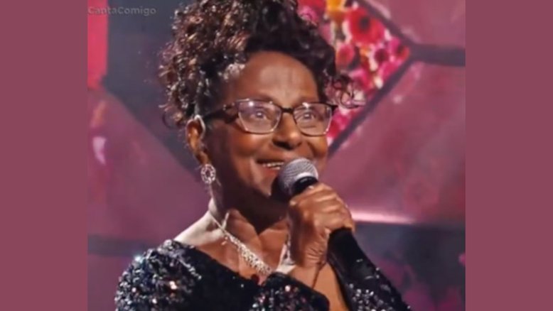 Tânia Mayra é a grande campeã do 'Canta Comigo'