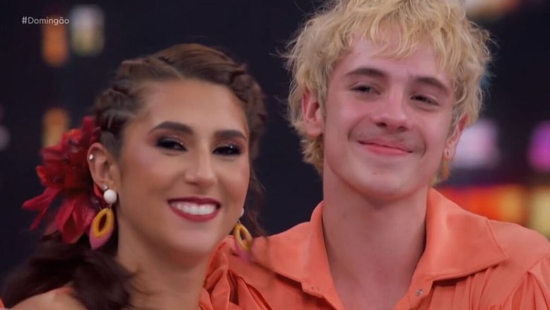 Juliano Floss e Dani Duram na 'Dança dos Famosos'