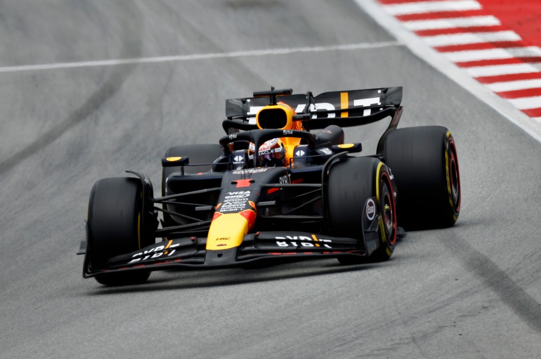 Verstappen faz valer favoritismo e fatura a corrida sprint do GP da Áustria