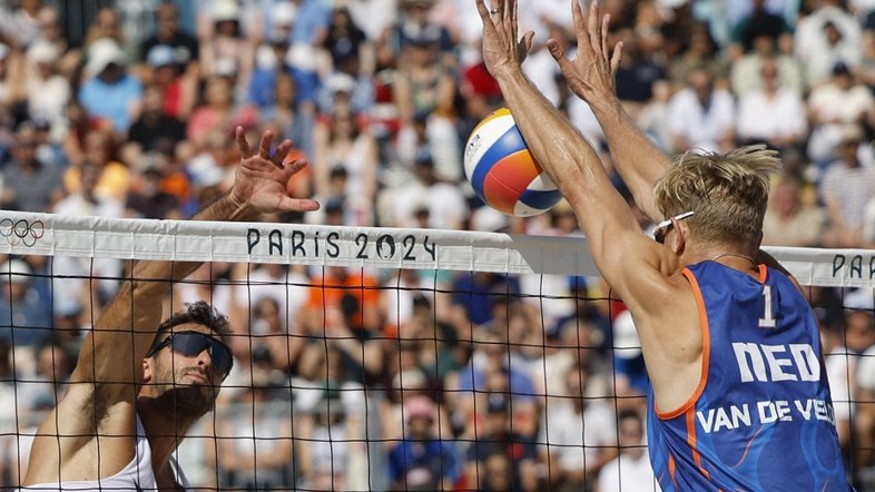 Steven Van de Velde, jogador da equipe de vôlei de praia da Holanda