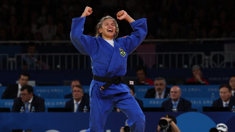 Larissa Pimenta vence repescagem e vai disputar a medalha de bronze