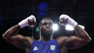 Wanderley Pereira vence no boxe e vai dar 'revanche' para ucraniano no duelo pelo pódio