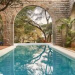 Fotos: veja resort das girafas, com diárias de até R$ 34 mil, onde Deborah Secco passa férias
