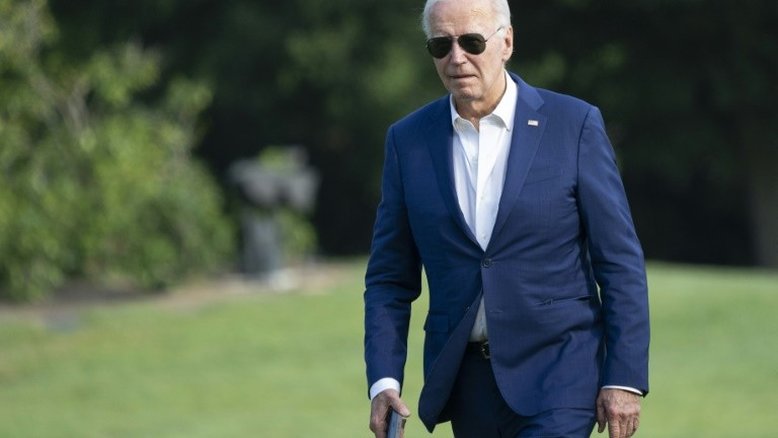 Aliados tentam convencer Biden a desistir de tentar reeleição, diz NYT