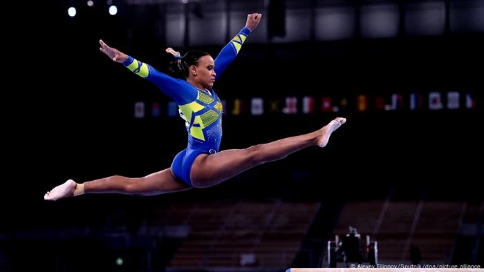 Saúde mental e apoio: as lições de Simone Biles e Rebeca Andrade