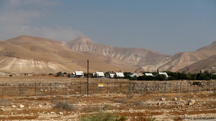 Israel acusado de fazer o maior confisco de terras palestinas em décadas