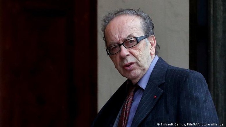 Morre escritor albanês Ismail Kadaré, aos 88 anos