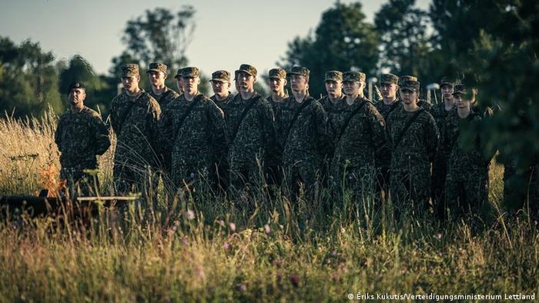 Serviço militar obrigatório aumentaria segurança da Europa?