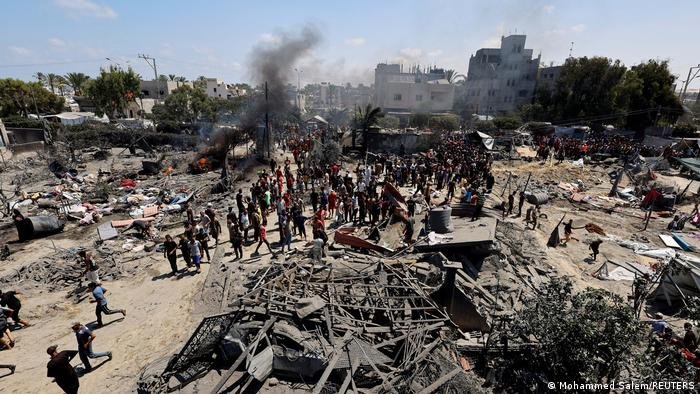 Ataque em área humanitária deixa mais de 70 mortos em Gaza