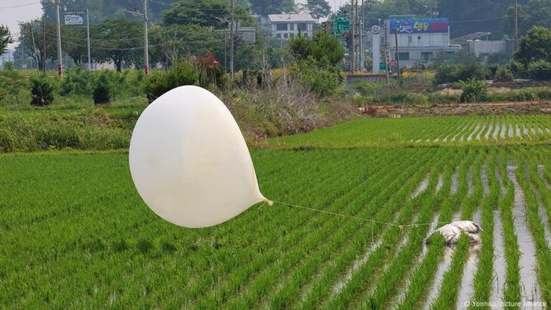 Coreia do Norte volta a lançar balões com lixo, diz Seul