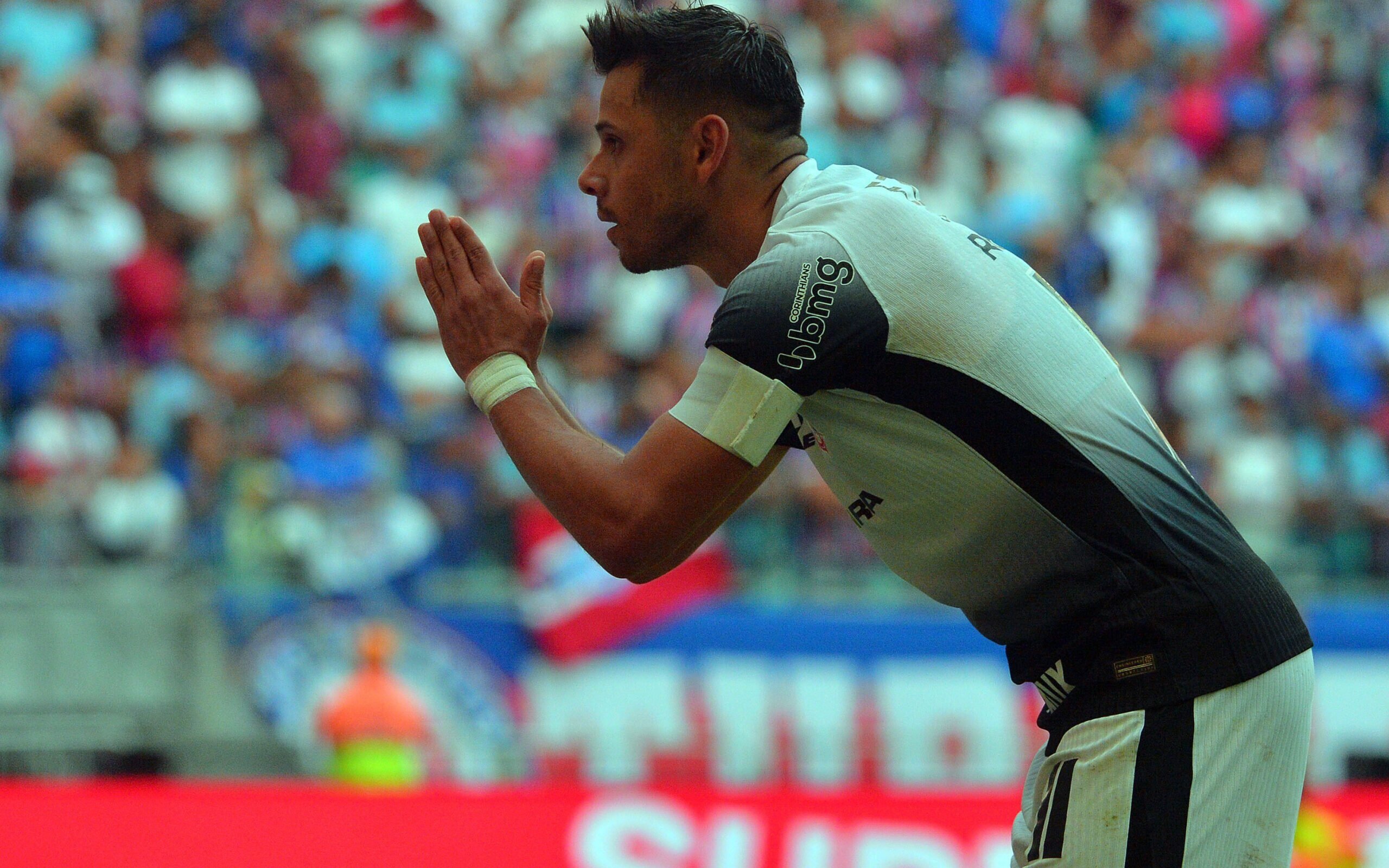 O CORINTHIANS EM PRIMEIRO LUGAR! Romero faz discurso emocionante após Bahia x Corinthians.