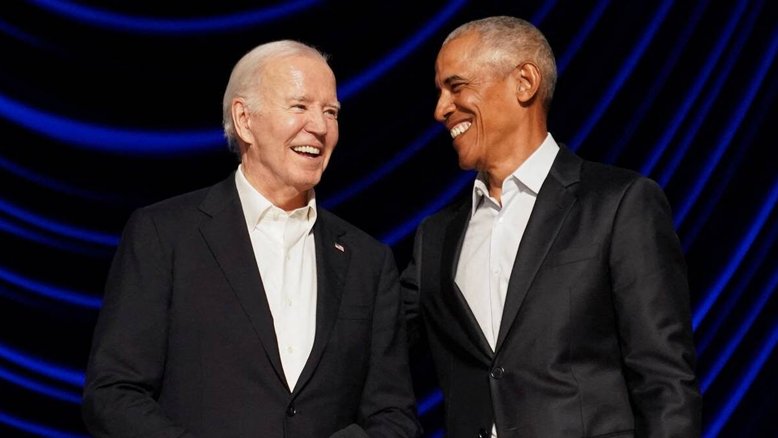 Ex-presidente dos EUA Barack Obama e presidente Joe Biden em evento de campanha 15/06/2024 REUTERS/Kevin Lamarque