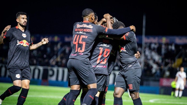 Red Bull Bragantino é eficiente, supera o Atlético-GO e encosta no G-6 do Brasileiro