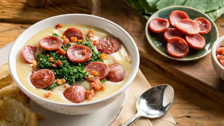 Do almoço ao jantar, caldos dominam cardápios no inverno, revela estudo inédito