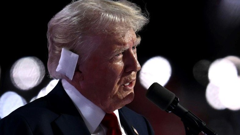 Em 1º discurso após atentado, Donald Trump promete 'acabar com pesadelo na fronteira'