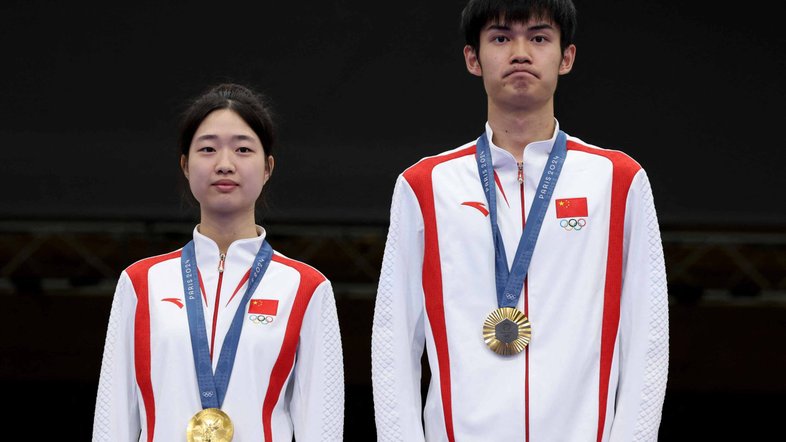 China conquista a primeira medalha de ouro dos Jogos Olímpicos de Paris