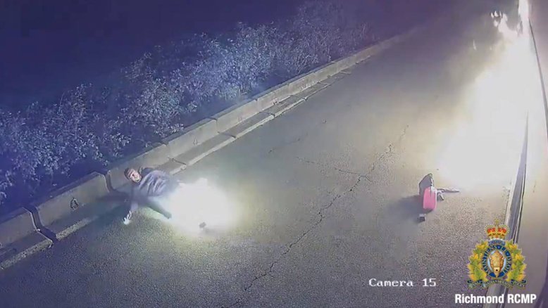 Criminosos ficou com as calças em chamas após atear fogo em comércio