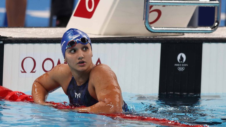Maria Fernanda Costa em ação na prova dos 400m livre no primeiro dia da Natação nos Jogos Olímpicos Paris 2024