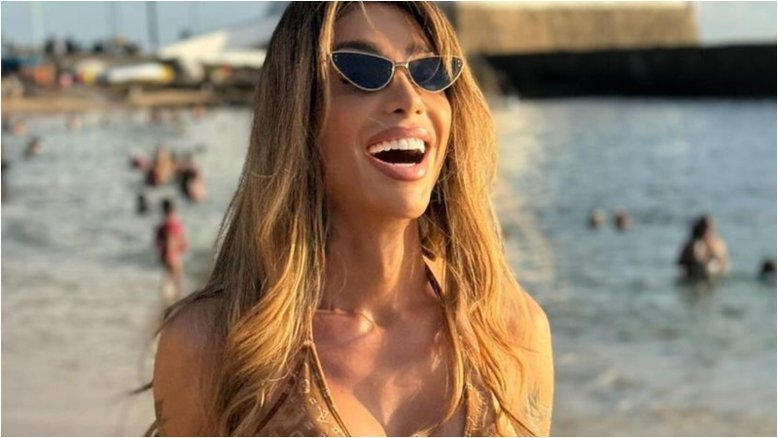 Maya Massafera ostenta biquíni de R$ 4 mil em dia de praia na Bahia 