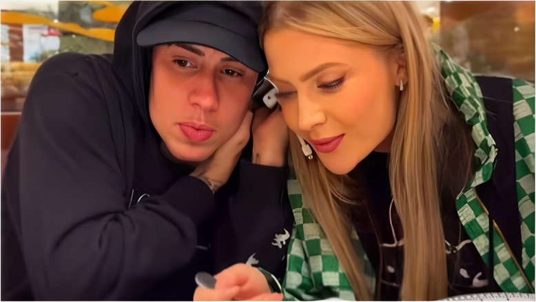 Jade Picon e MC Daniel compartilham registros juntinhos em restaurante: 'Te amo, casca de bala'