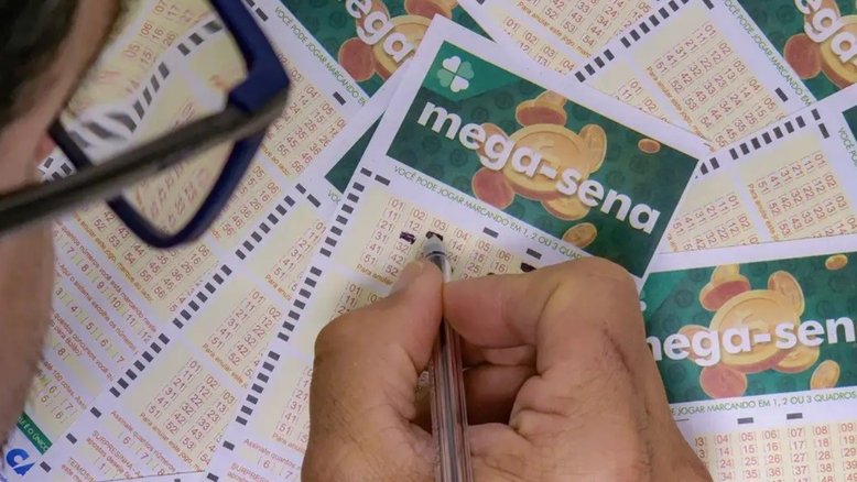 Mega-sena não tem ganhadores e prêmio vai para R$ 6 milhões