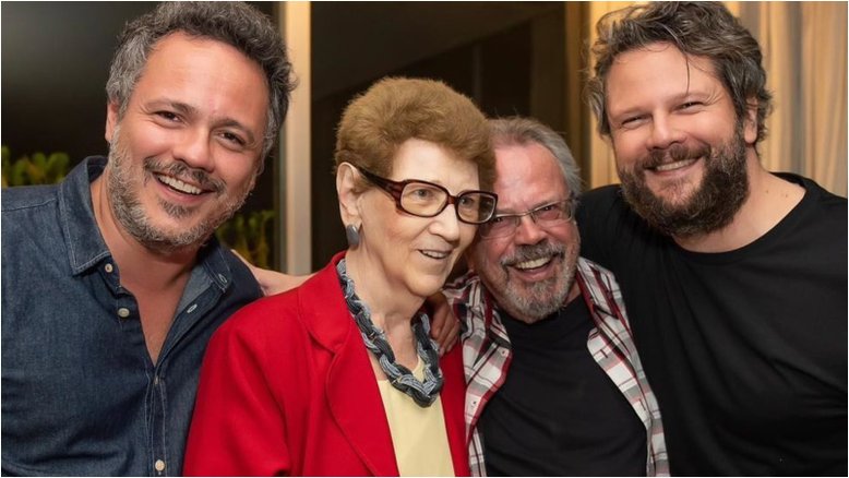 Morre mãe dos atores Selton e Danton Mello, aos 83 anos