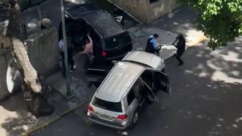 Ex-deputado e um dos líderes da oposição a Maduro é sequestrado na Venezuela; veja vídeo