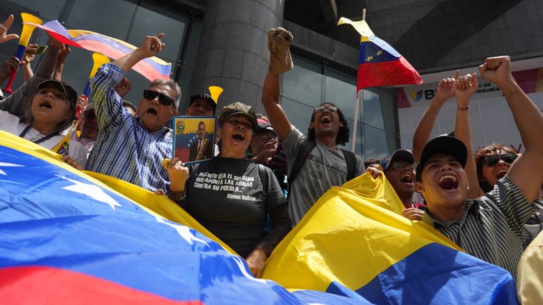 Manifestantes anti-Maduro em Caracas, Venezuela 30/07/2024 REUTERS/Alexandre Meneghini