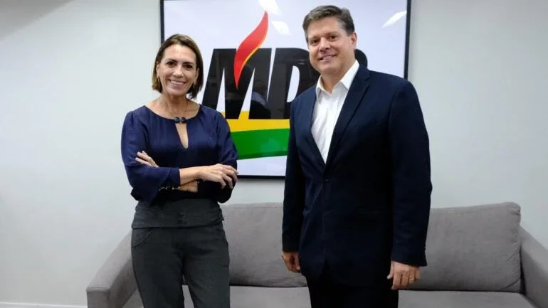 Os deputados federais Rosana Valle (PL-SP), pré-candidata à prefeitura de Santos, e Baleia Rossi (MDB-SP), presidente do partido | Divulgação/PL