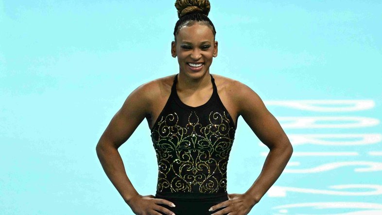 A brasileira Rebeca Andrade na final do salto artístico em Paris | Loic Venance/AFP