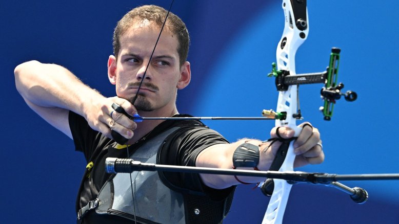 Marcus D'Almeida vê sul-coreano fazer prova quase perfeita e é eliminado no tiro com arco