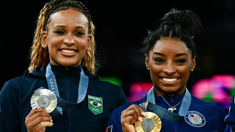 Agenda olímpica: finais do surfe e da ginástica artística com duelo entre Rebeca e Biles marcam o sábado