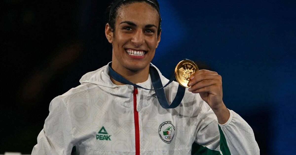 Argelina khelif, ouro no boxe, apresenta denúncia em paris por assédio virtual