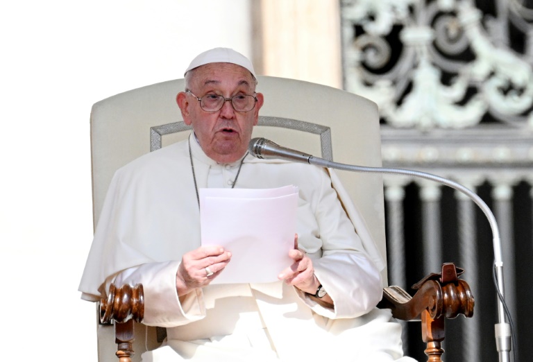 Papa renova apelo por paz em meio a tensão no Oriente Médio