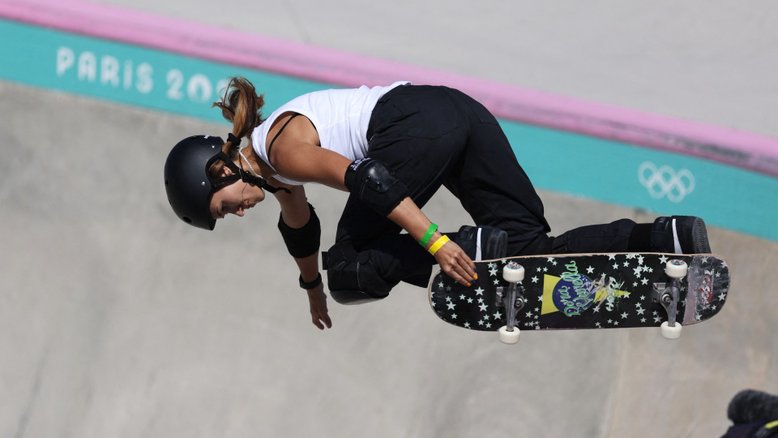 Paris 2024: Dora Varella se classifica para a final do skate park