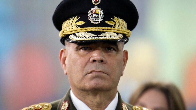 Exército mantém lealdade absoluta a Maduro, diz ministro da Defesa