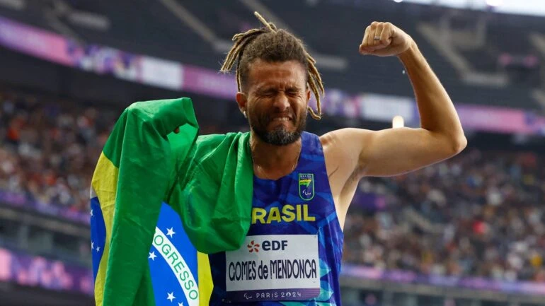 Ricardo Gomes vence final no atletismo e conquista o ouro nos Jogos Paralímpicos Paris 2024