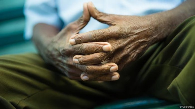 Humanos envelhecem drasticamente aos 40 e 60 anos, diz estudo