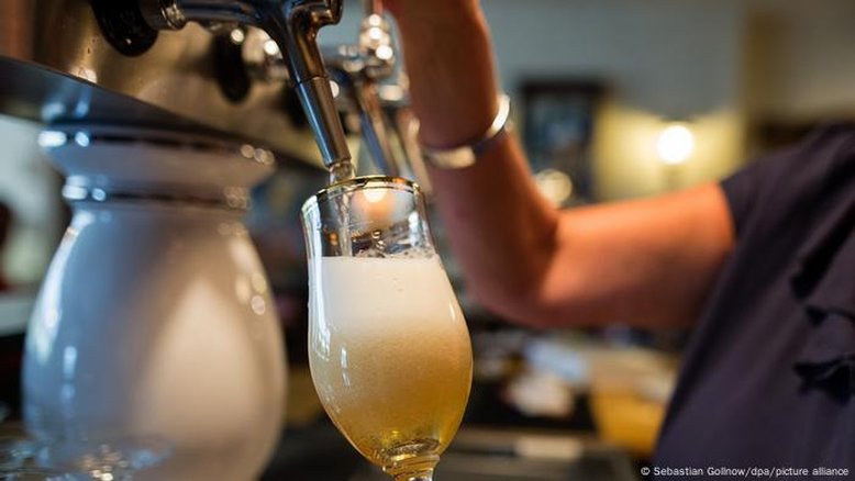 Apesar da Eurocopa, consumo de cerveja cai na Alemanha