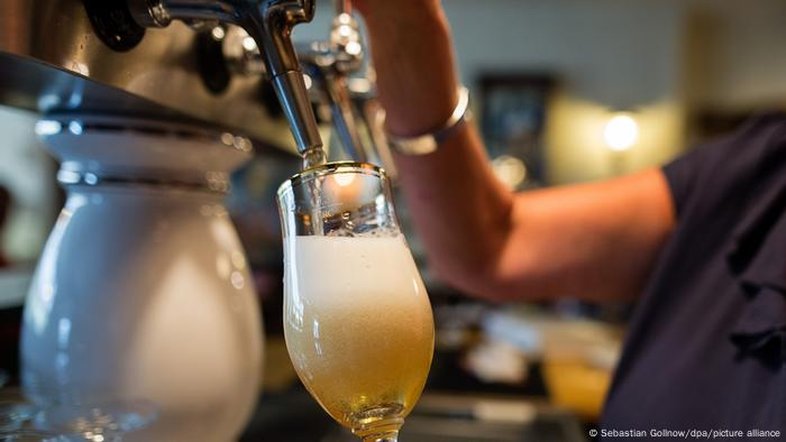 Apesar da Eurocopa, consumo de cerveja cai na Alemanha