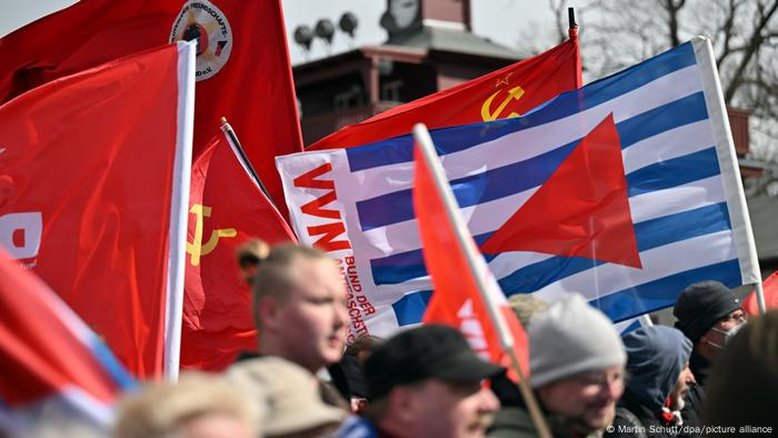 Alemanha debate banir exibição de triângulo vermelho